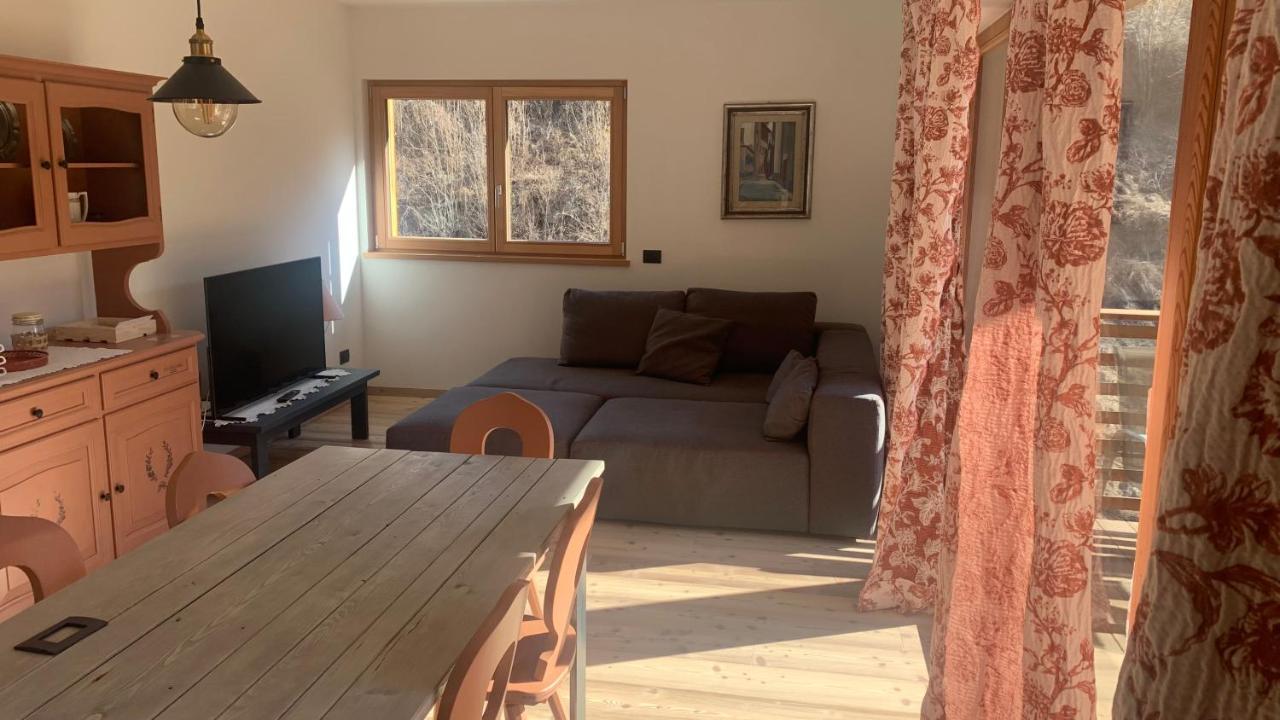 Appartamenti E B&B Casa Ester บาเซลกา ดิ ปีเน ภายนอก รูปภาพ