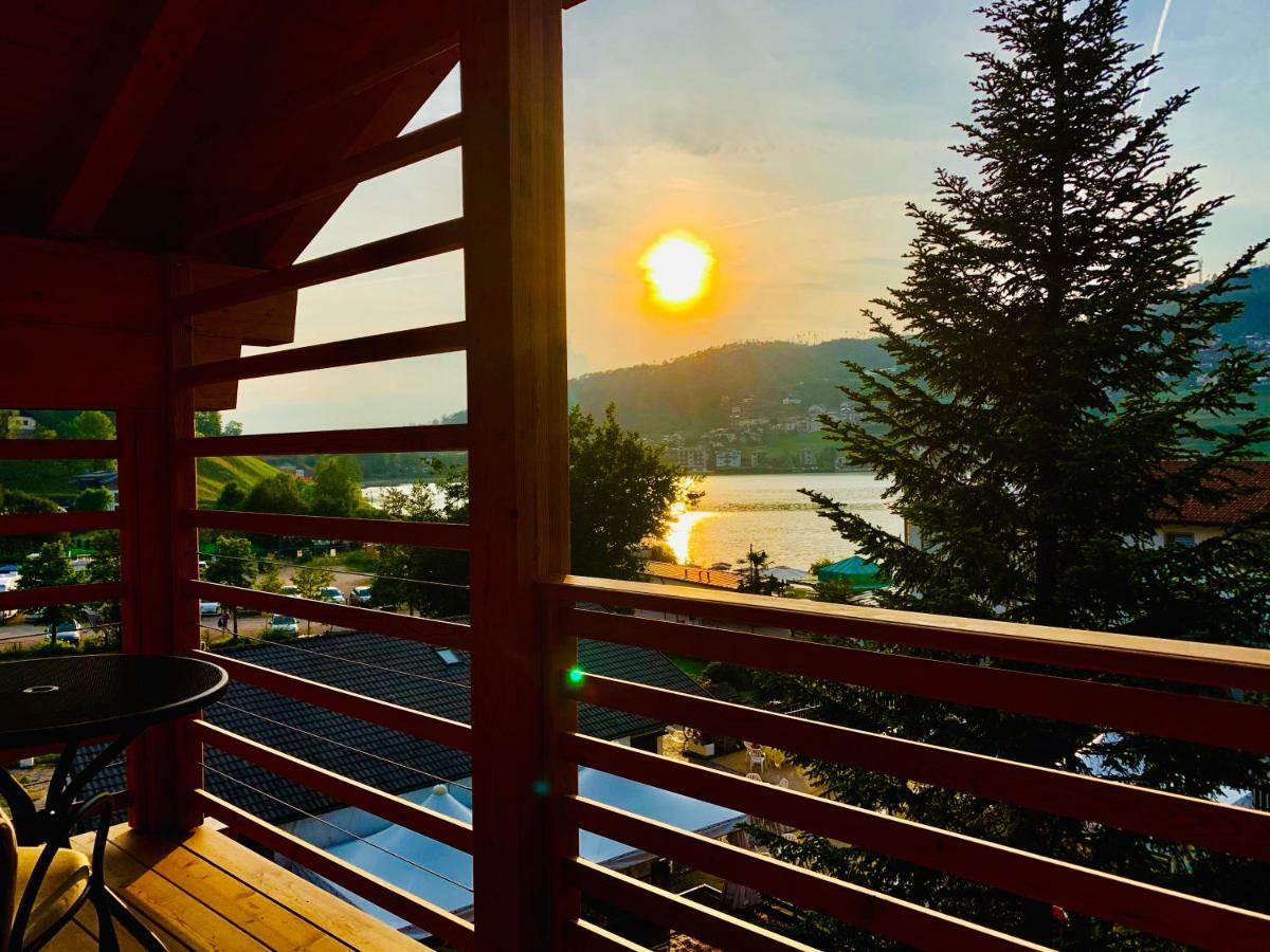 Appartamenti E B&B Casa Ester บาเซลกา ดิ ปีเน ภายนอก รูปภาพ