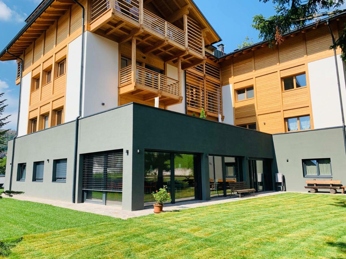 Appartamenti E B&B Casa Ester บาเซลกา ดิ ปีเน ภายนอก รูปภาพ