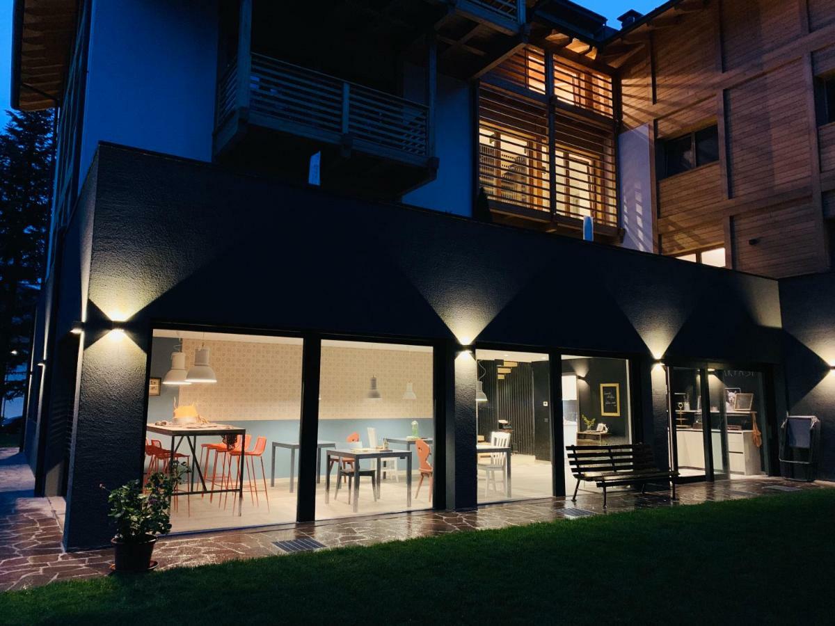 Appartamenti E B&B Casa Ester บาเซลกา ดิ ปีเน ภายนอก รูปภาพ
