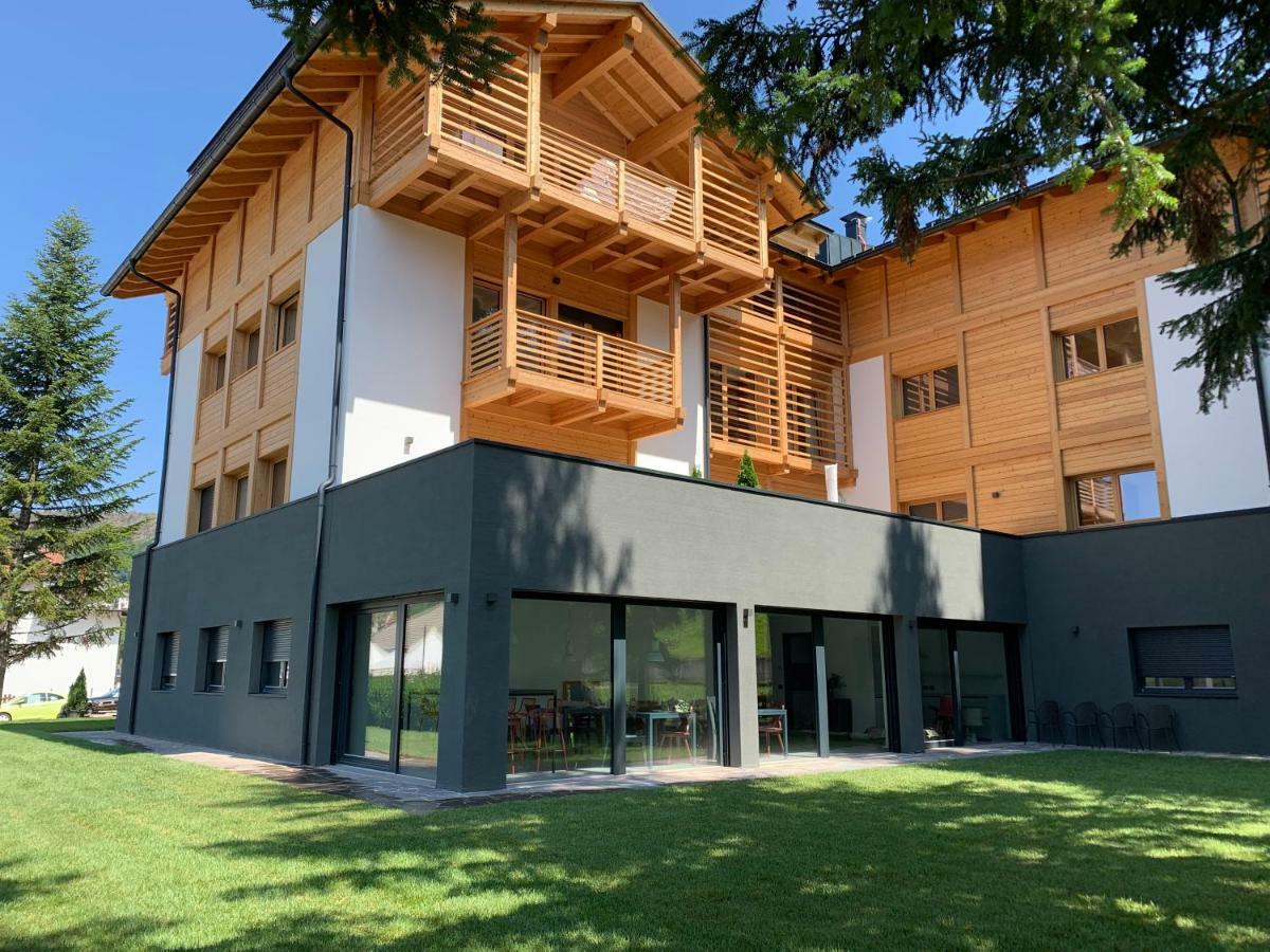 Appartamenti E B&B Casa Ester บาเซลกา ดิ ปีเน ภายนอก รูปภาพ