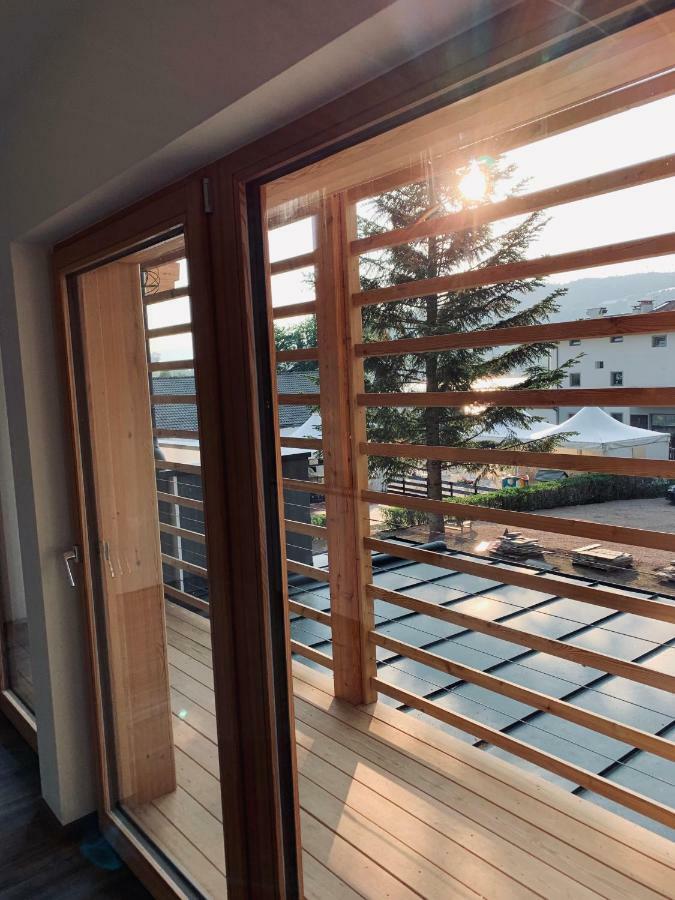 Appartamenti E B&B Casa Ester บาเซลกา ดิ ปีเน ภายนอก รูปภาพ