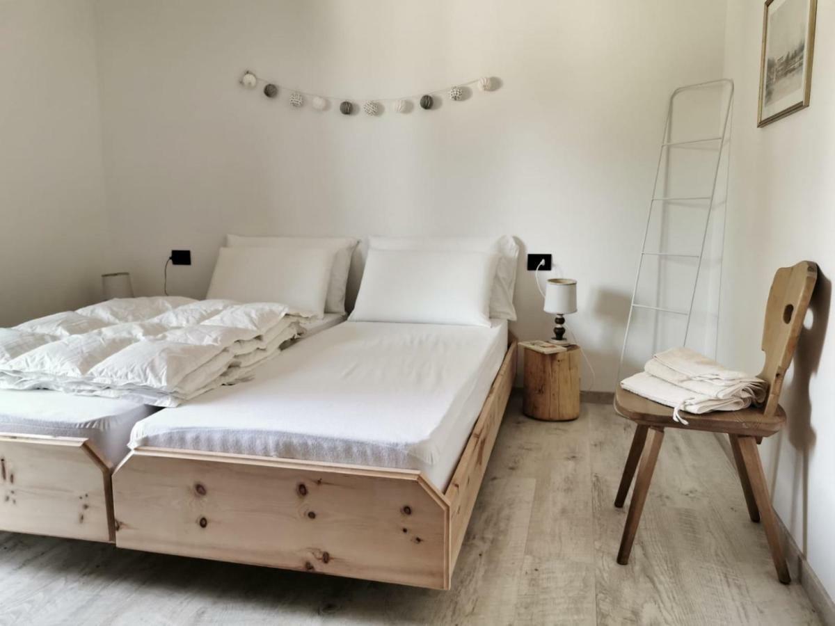 Appartamenti E B&B Casa Ester บาเซลกา ดิ ปีเน ภายนอก รูปภาพ
